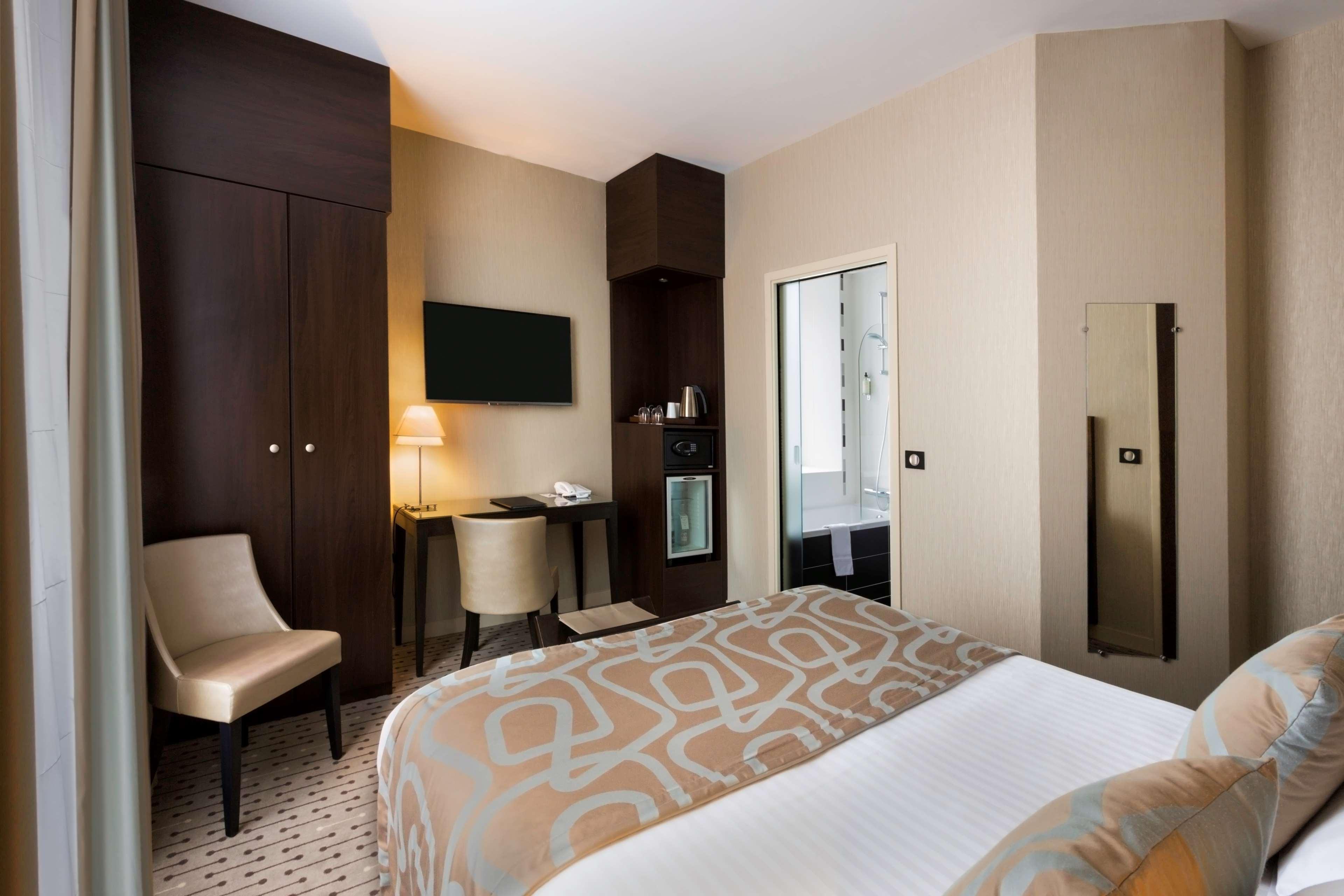 เบสต์ เวสเทิร์น พลัส ริชลิเยอ Hotel ลิมอจส์ ภายนอก รูปภาพ