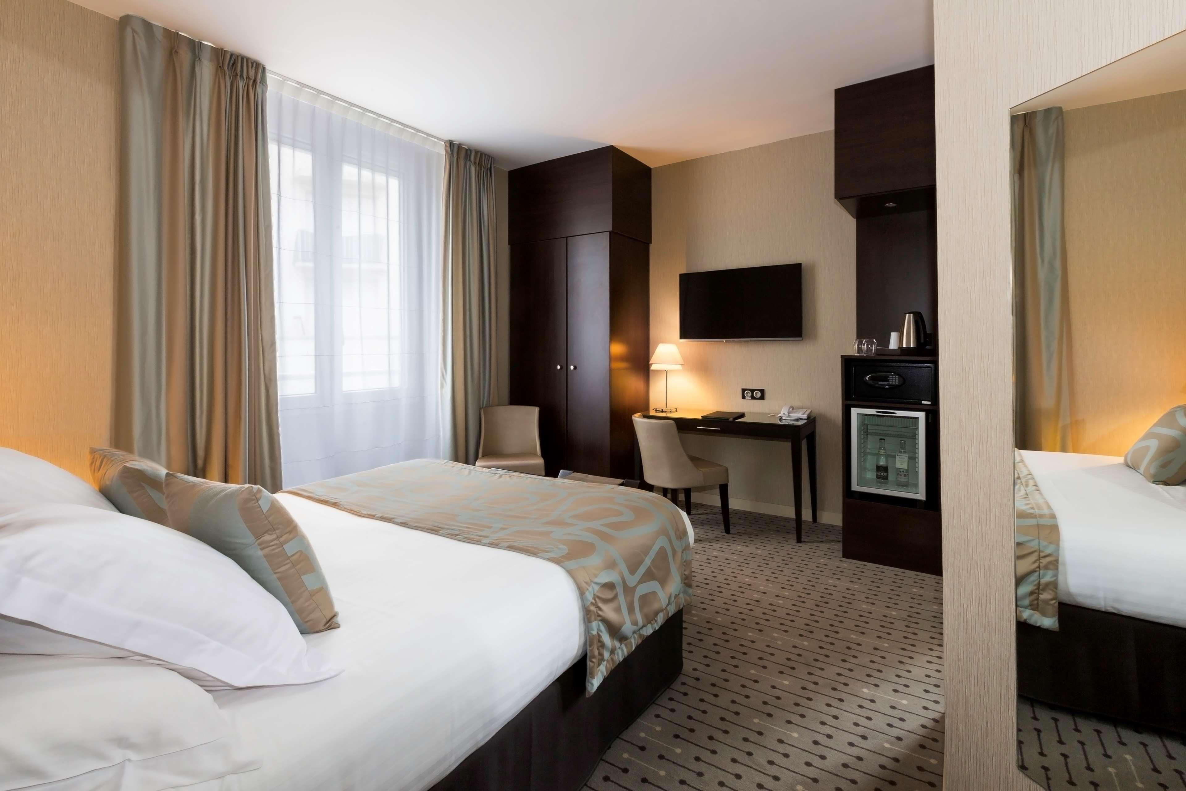 เบสต์ เวสเทิร์น พลัส ริชลิเยอ Hotel ลิมอจส์ ภายนอก รูปภาพ