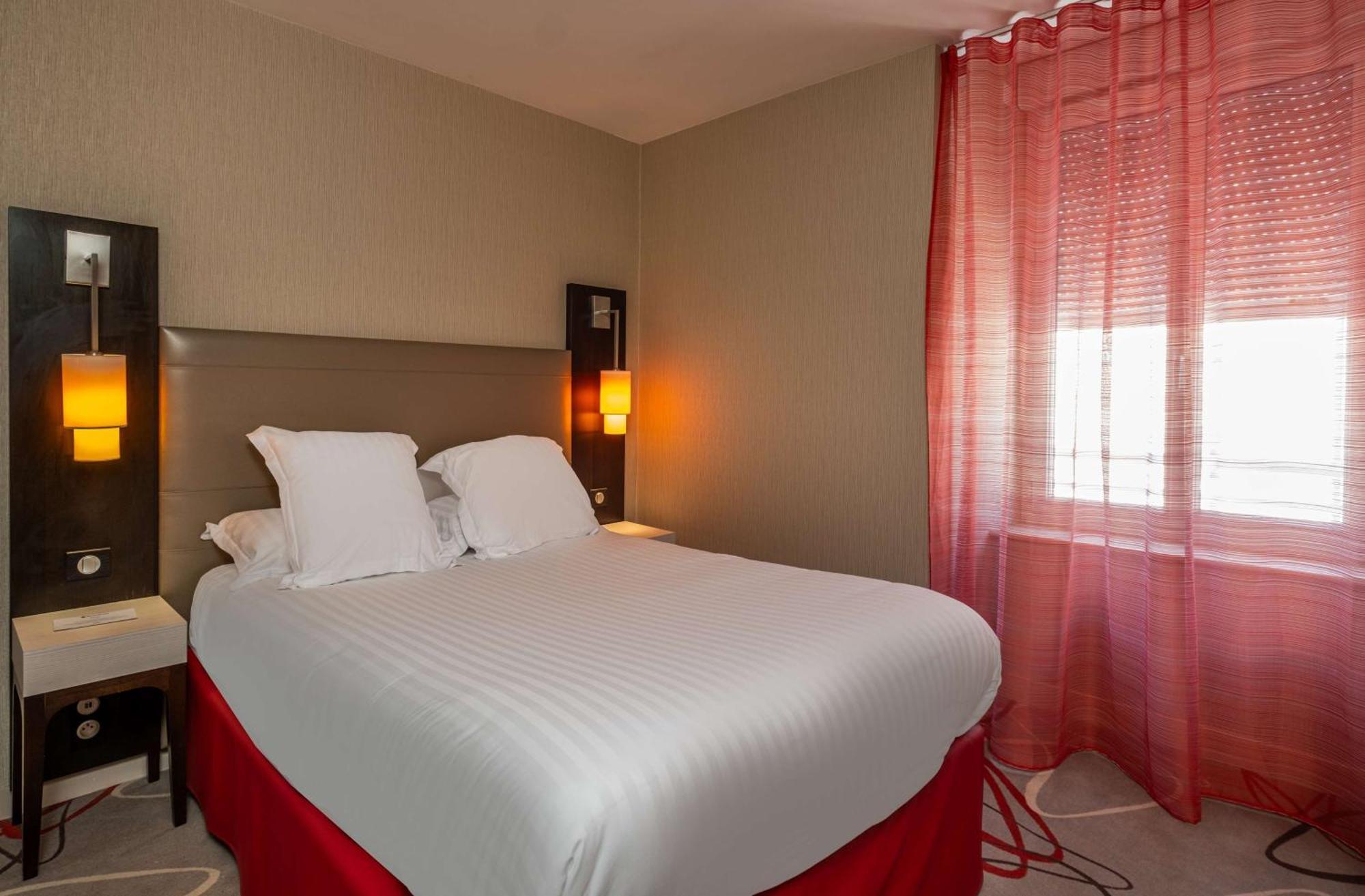 เบสต์ เวสเทิร์น พลัส ริชลิเยอ Hotel ลิมอจส์ ภายนอก รูปภาพ