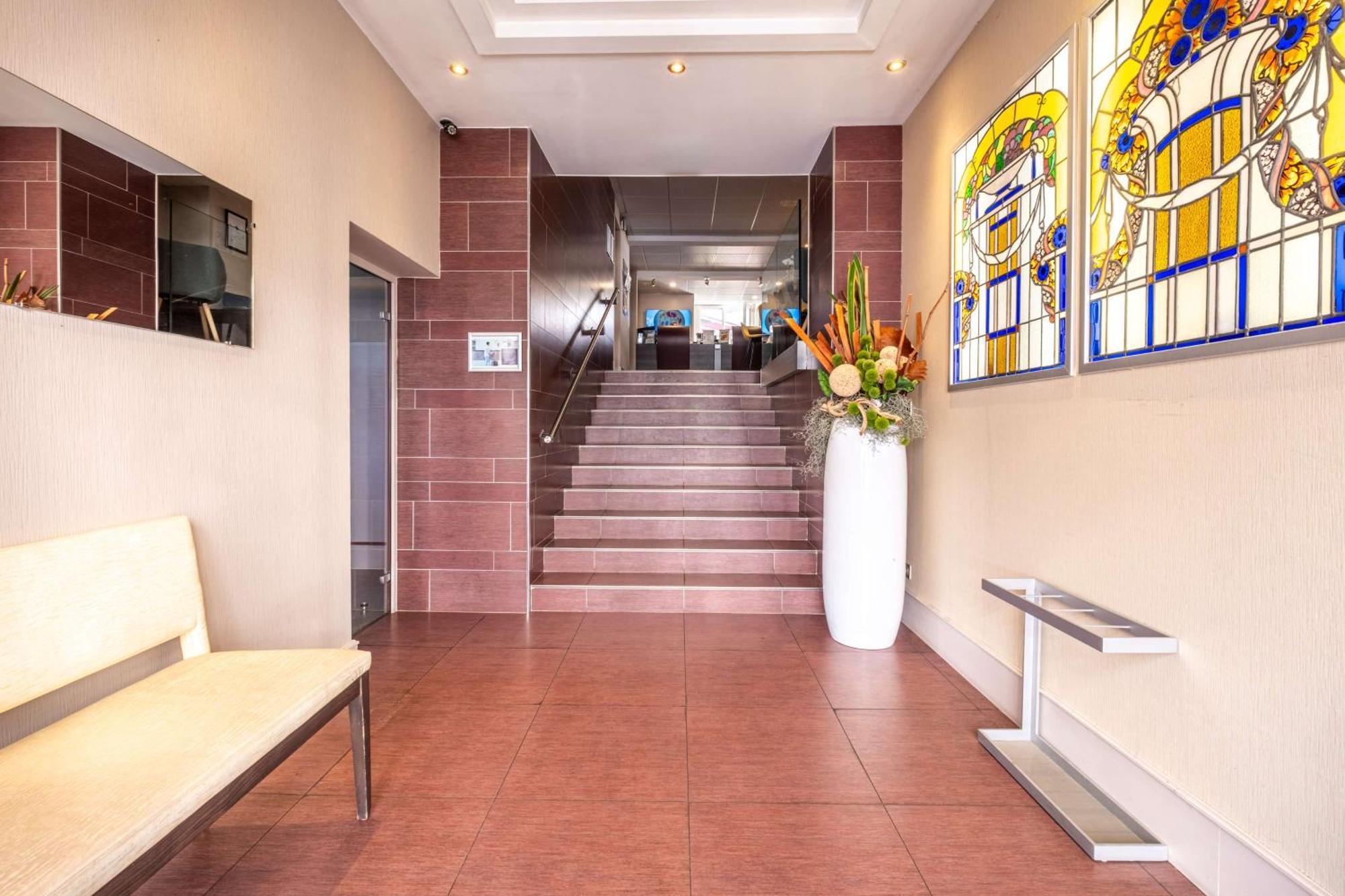 เบสต์ เวสเทิร์น พลัส ริชลิเยอ Hotel ลิมอจส์ ภายนอก รูปภาพ
