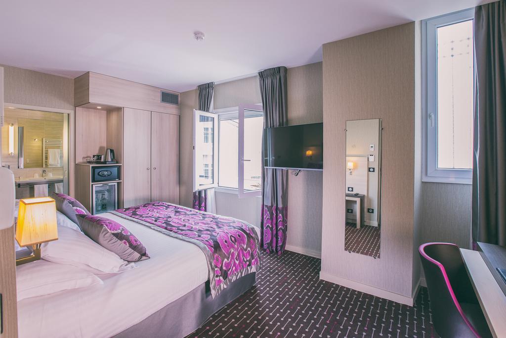 เบสต์ เวสเทิร์น พลัส ริชลิเยอ Hotel ลิมอจส์ ภายนอก รูปภาพ